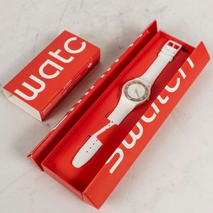 Lote anterior: Reloj Pulsera Omega Swatch Blanco Original con Caja y Garantía