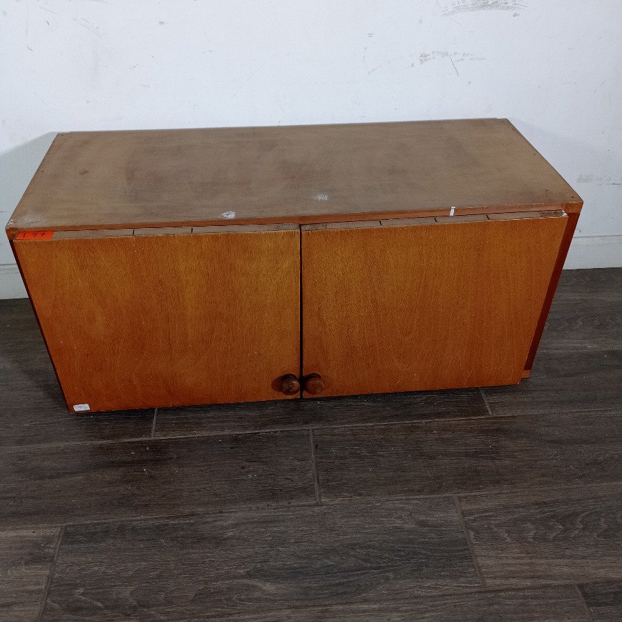 Mueble Aéreo de Madera con Dos Puertas