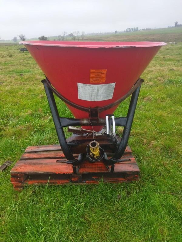 Fertilizadora tolva de chapa 450 kg monodisco - Aparato para fertilizar