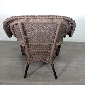 Juego de Patio Imitación Ratán: Mesa con Vidrio y Butaca - imagen 6