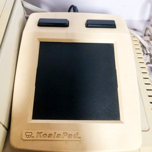 Computadora Vintage Apple IIe con Disquetera y KoalaPad - imagen 4