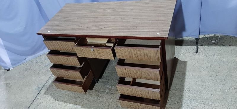 Item 891751 - Image 1