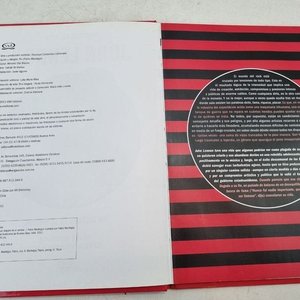 Libro Ilustrado "Tragedias del Rock: John Lennon - Un Disparo en el Umbral" - imagen 5
