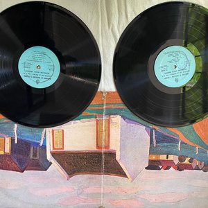 Lote siguiente: Lote de 2 Discos de Vinilo Usados