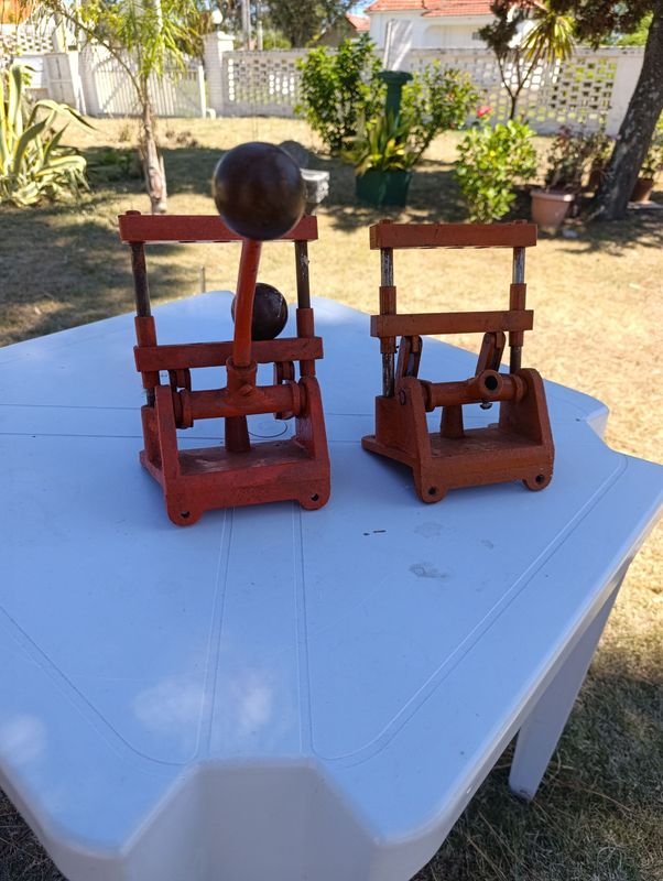 Cargadores de cartuchos vintage para armas - imagen 2
