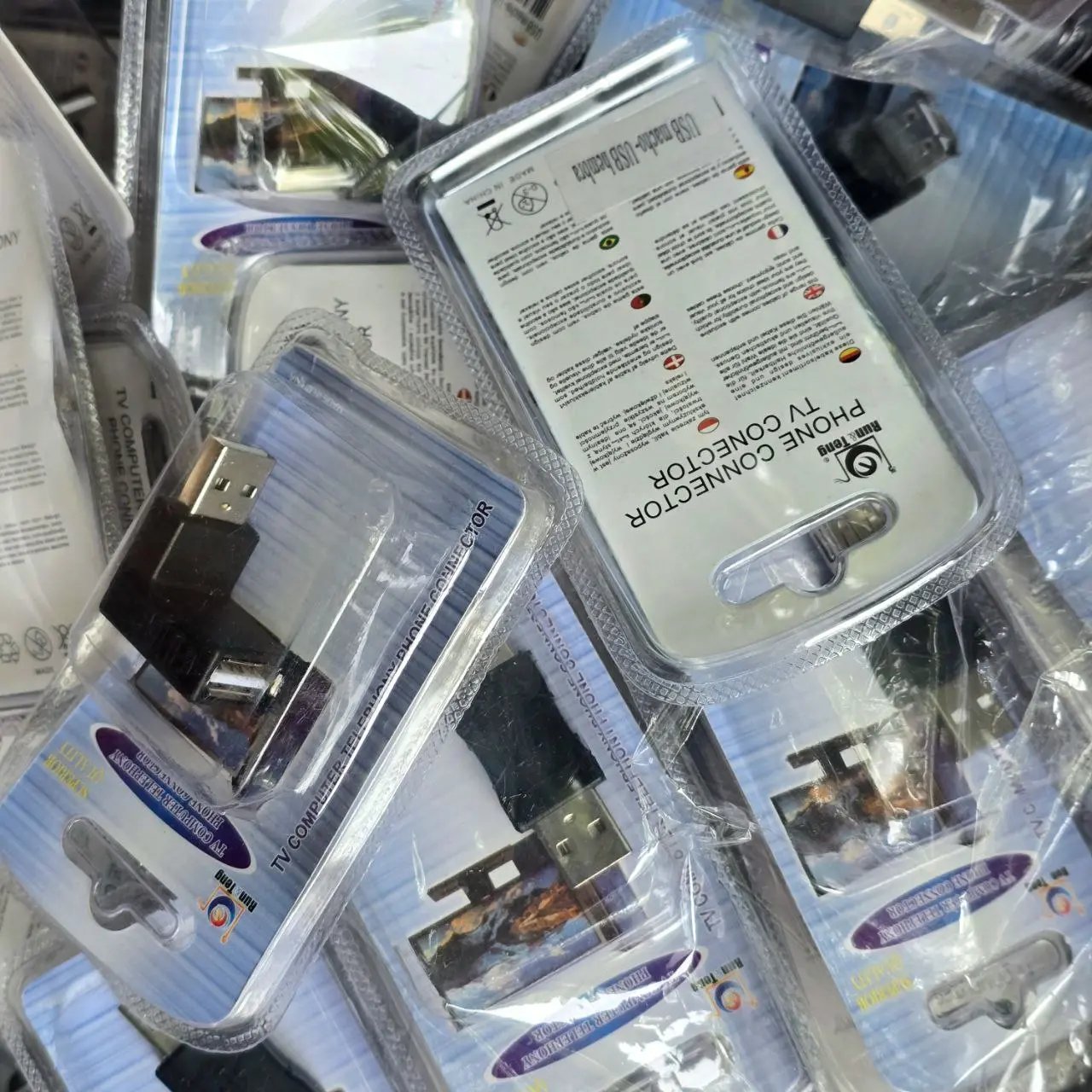 Conjunto de Adaptadores USB en Buena Condición - imagen 3