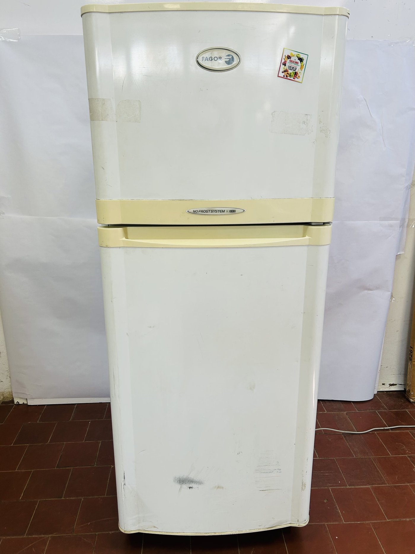 Heladera con Freezer Fagor Blanca