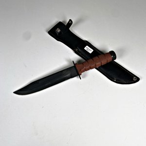Cuchillo de Supervivencia con Hoja Negra de 18 cm y Vaina - imagen 2