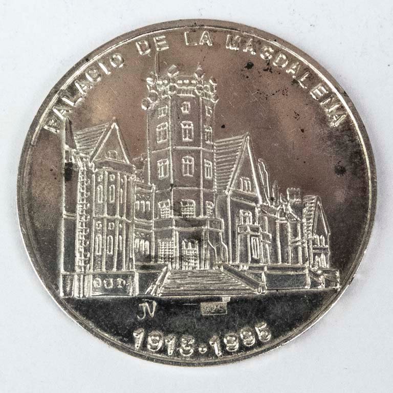 Item 2108005 - Image 1