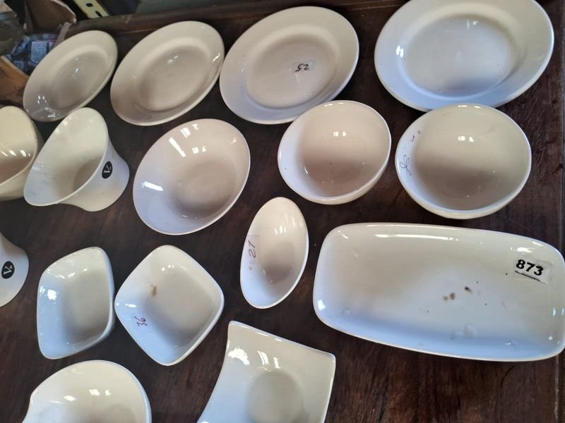 Lote anterior: Lote de vajilla de colección, blanco lisas, 16 piezas