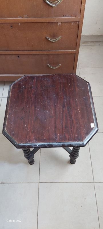 Banqueta estilo jacobina de madera - imagen 3