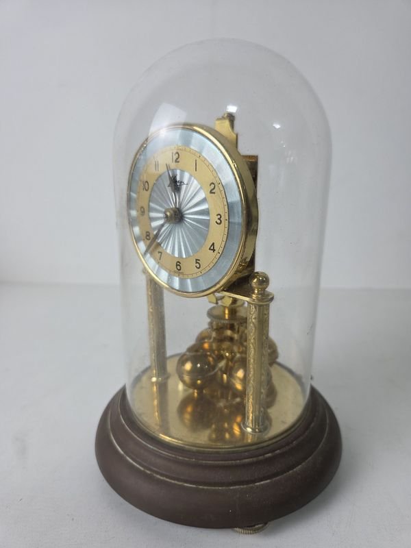 Reloj de redoma alemán con cúpula de cristal y esfera esmaltada - imagen 2