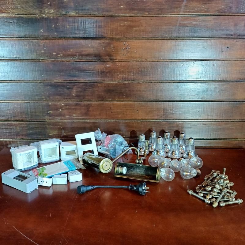 Lote siguiente: Artículos eléctricos y herramientas de mano