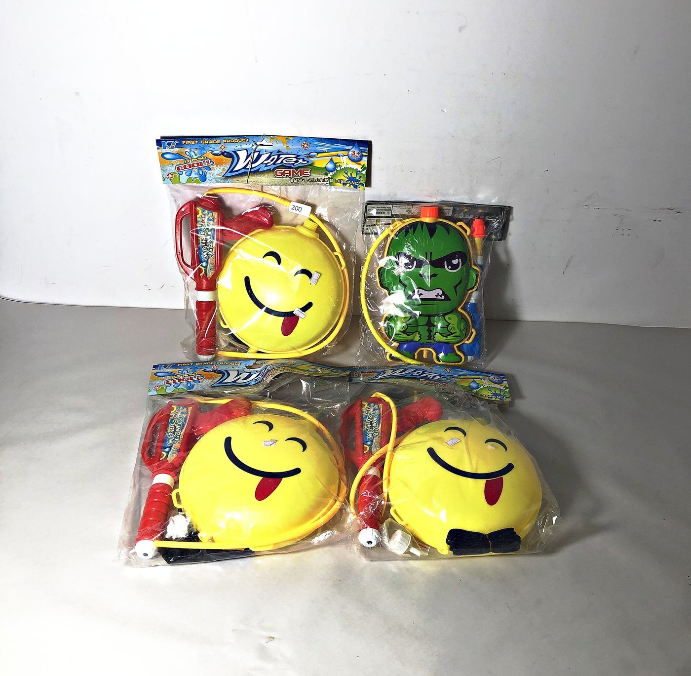Set de 4 Mochilas con Pistolas de Agua para Niños