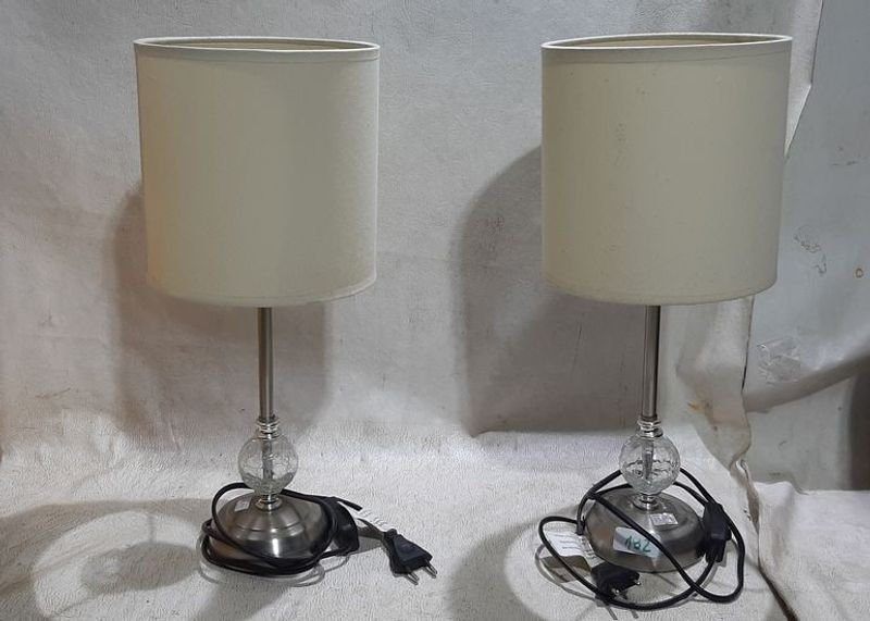 Lámparas LED portátiles y accesorios - imagen 2