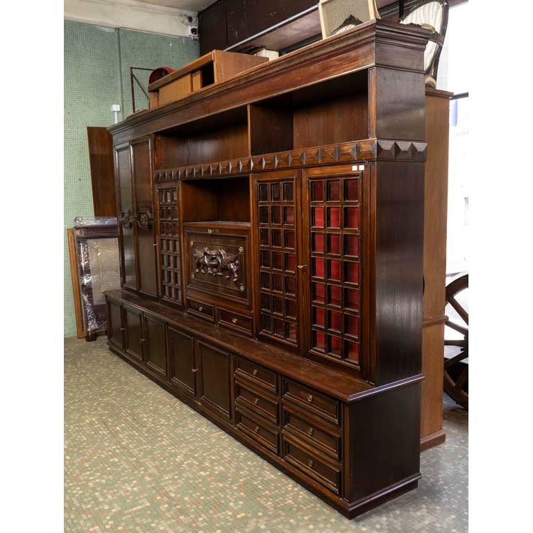 Mueble Modular Estilo Español con Puertas y Cajones