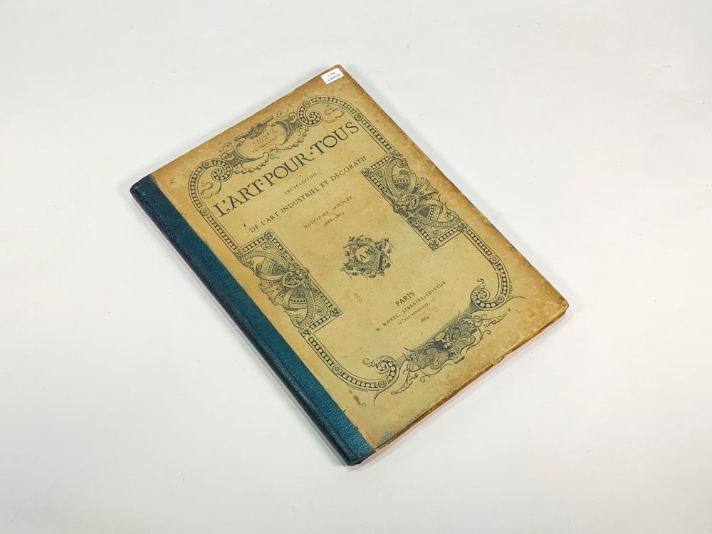 Lote anterior: Libro de arte del siglo XIX con decoración en blanco y negro