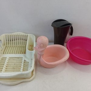 Lote de 4 Piezas de Bazar: Escurreplatos, Pato de Baño, Jarra y Bowl - imagen 2