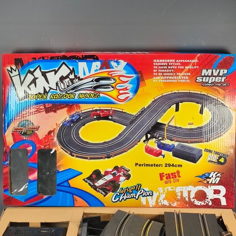 Pista de carreras de autos en escala 1/43 - imagen 2