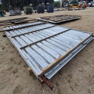 Lote siguiente: Lote de Paneles Metálicos y Tubos Industriales