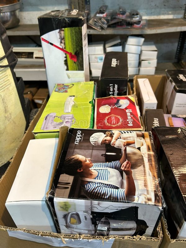 Lote de Electrodomésticos y Artículos de Cocina de Marca Nappo - imagen 1