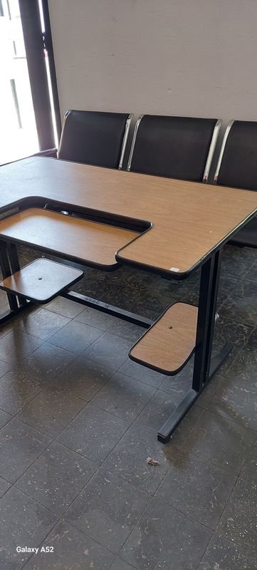 Item 872705 - Image 1