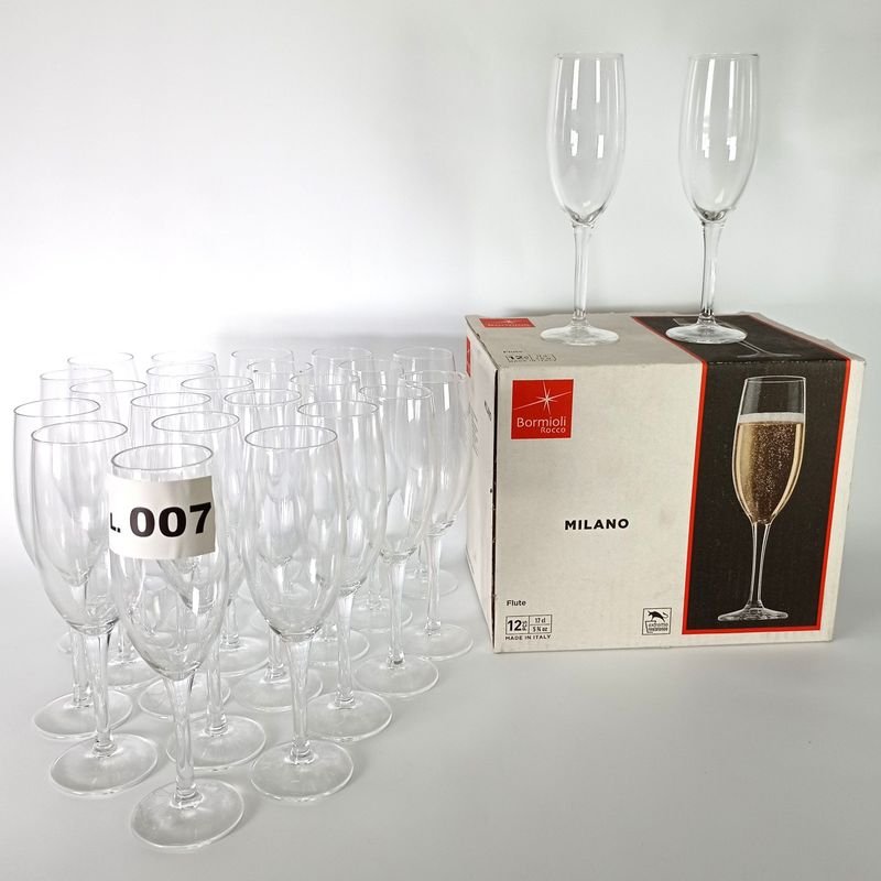 Bormioli Rocco Milano copas de vino - imagen 1