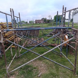Andamio Doble Metálico con 8 Travesaños y Medidas Amplias - imagen 2