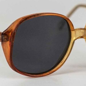 ¡Lentes de sol de lujo! 147 estilos a precio justo!