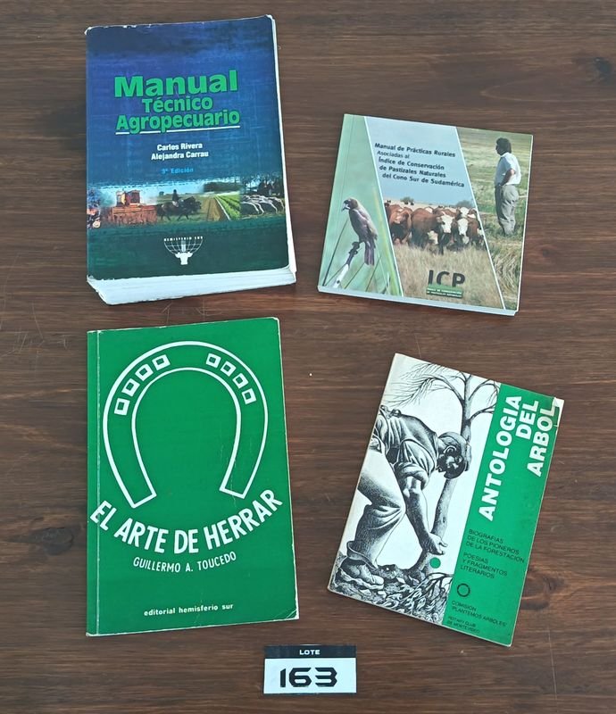 Lote de 4 Libros Técnicos e Históricos del Sector Agropecuario y Forestal del Cono Sur