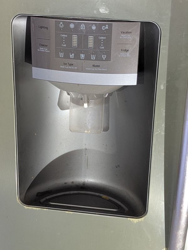 Heladera Samsung doble puerta con características y medidas - imagen 2