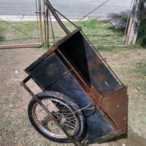 Carro Metálico para Moto con Rueda - imagen 3