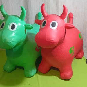 Lote anterior: Dos Burros Saltarines Inflables Verdes y Rojos