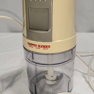 Lote siguiente: Picadora Eléctrica Chopper-Blender Usada Funcionando