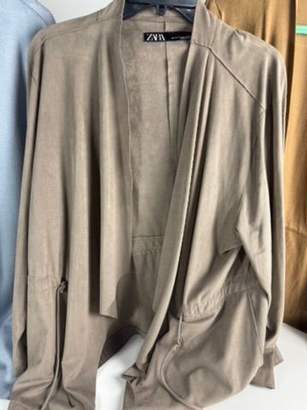 Item 829625 - Image 1