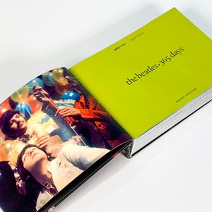 Libro "Los Beatles - 365 Días" (1963-1965), Tapa Negra - imagen 2