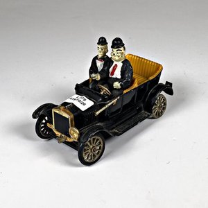 Cachila de Juguete "El Gordo y el Flaco" Italiana - imagen 1