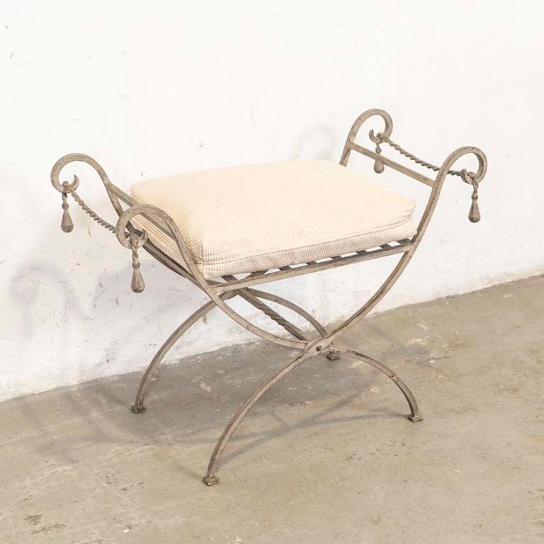 Item 2108784 - Image 0