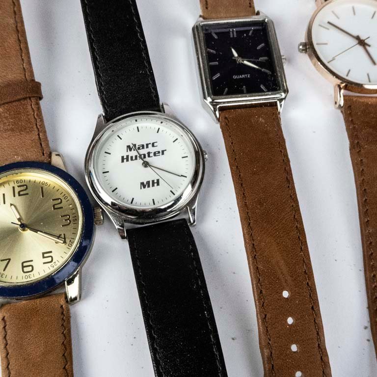 Relojes de cuero y metal, funcionando - imagen 2