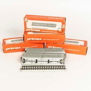 Lote anterior: 4 cajas con 10 tramos de vías marca primex Made in Western Germany