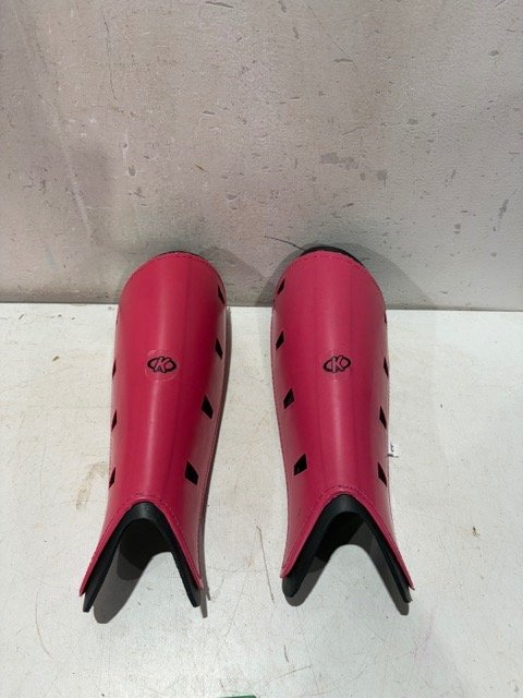 Canilleras de Hockey Rosadas