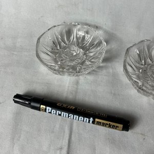 Par de Veladores de Vidrio Prensado - imagen 6