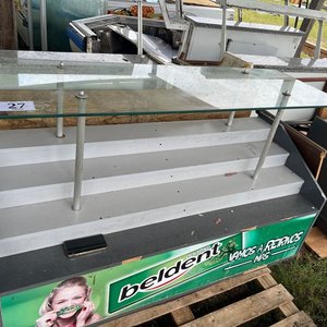 Lote siguiente: Mostrador Caramelera Beldent Exhibidor Vidrio