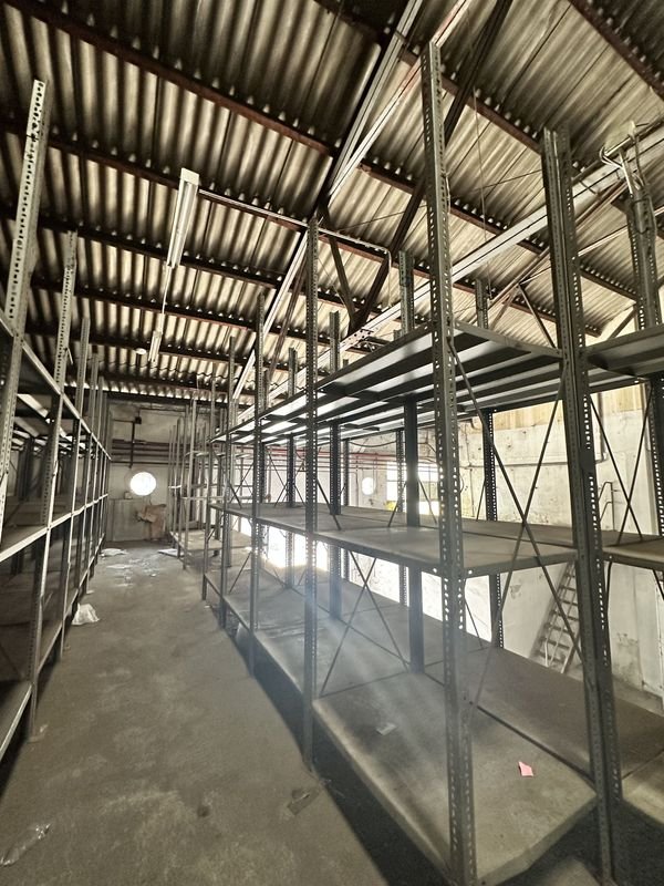 Item 904375 - Image 16