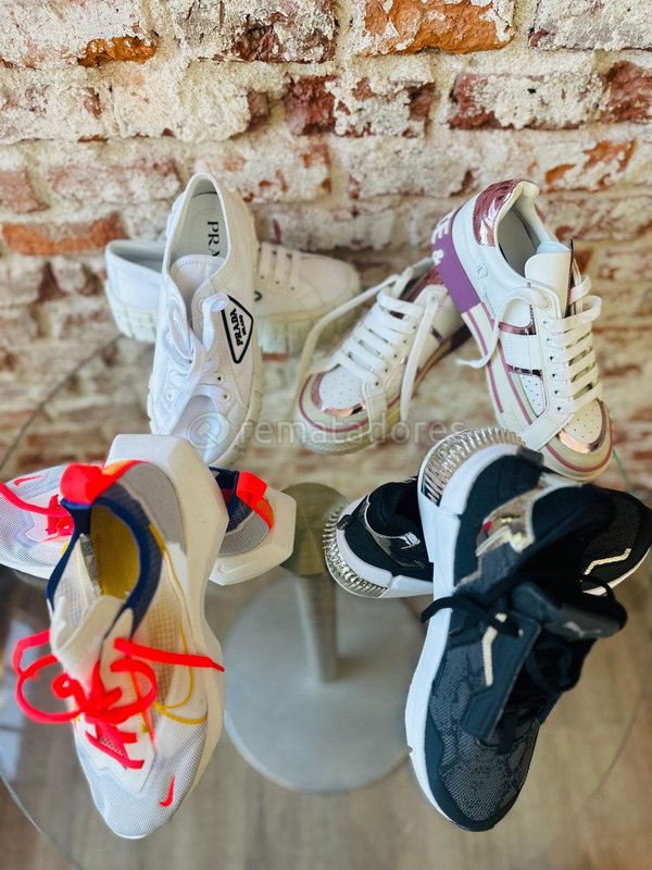 Zapatillas Deportivas Varias Marcas y Modelos