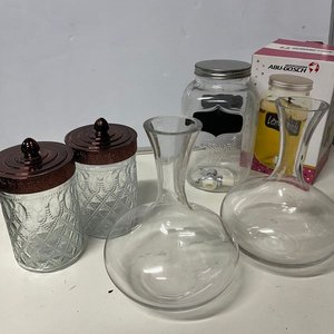 Set de 5 Piezas: 2 Floreros de Vidrio, Dispensador con Canilla y 2 Bollones Decorativos - imagen 5
