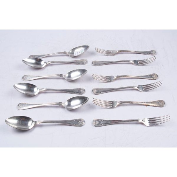 Juego de 12 Cubiertos de Plata: 6 Cucharas y 6 Tenedores