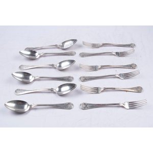 Lote siguiente: Juego de 12 Cubiertos de Plata: 6 Cucharas y 6 Tenedores