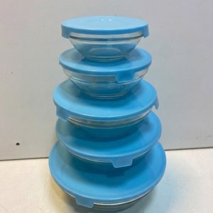 Set de 5 Bowls de Vidrio con Tapas Plásticas Celestes - imagen 4
