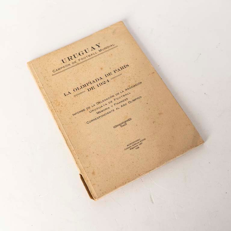 Lote siguiente: Informe de la delegación de la Asociación Uruguay de Football sobre el triunfo en la Olímpiada de París de 1924